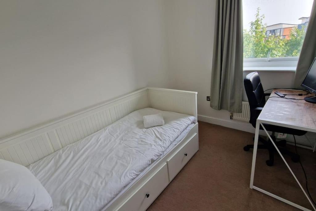 Modern Home Near Etihad, Coop Live Mánchester Exterior foto